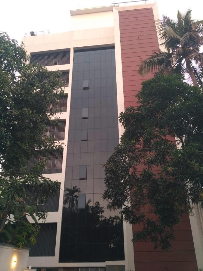 מלון קוטאיאם Iswarya Residency מראה חיצוני תמונה